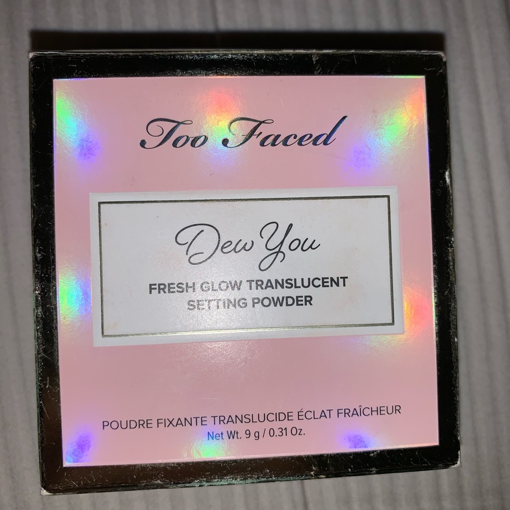 Too Faced translucent powder
